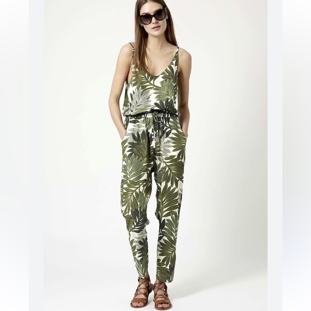 TopShop monstera leaf Tropical Vacation floral Jumpsuit Romper Green size US 2